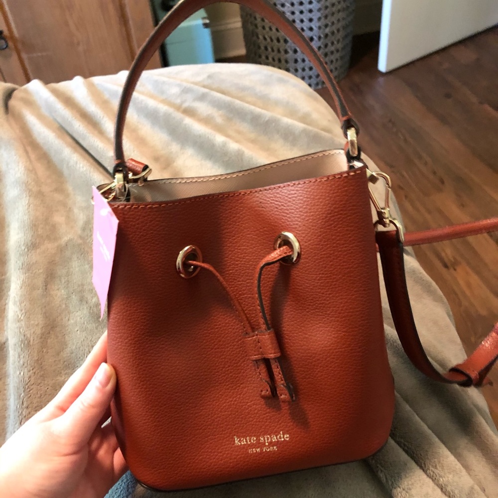 Kate spade small bucket Eva chestnut butter